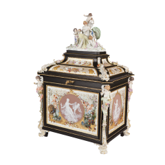 Jewellery chest, Figurine painting, flowers and birds, Pate sur pate painting, H 80 cm