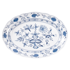Platter, oval, Shape "New Cutout", Blue Onion, white rim, L 35 cm