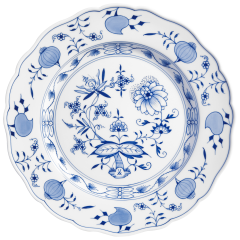 Bread- and Butter Plate, Shape "New Cutout", Blue Onion, white rim, Ø 18 cm