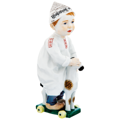 Child with paper hat, Coloured, without gold, H 17 cm