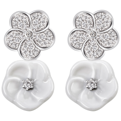 Ear studs Royal Blossom Pavé, 750 white gold, 2 blossoms S pavé, 2 porcelain blossoms S, with 64 brilliants, 0,316 ct, TW, VSI, f