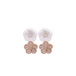 Ear studs Royal Blossom Pavé, 750 rose gold, 2 blossoms S pavé, 2 porcelain blossoms S, with 64 brilliants, 0,316 ct, TW, VSI, f
