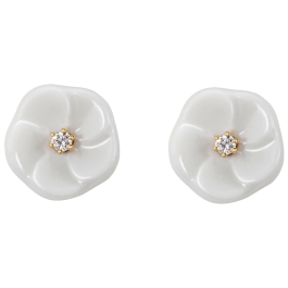 Ear studs Royal Blossom Basic, 750 yellow gold, 2 porcelain blossoms size S with each 1 brilliant á 0,02 ct, TW, VSI, full cut goo