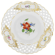 Open Work Plate, 2 flowers, centre, light gold accents, gold rim, Ø 19 cm