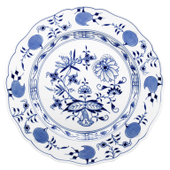Starter- and Dessert Plate, small, Shape "New Cutout", Blue Onion, white rim, Ø 20 cm