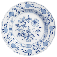 Starter- and Dessert Plate, large, Shape "New Cutout", Blue Onion, white rim, Ø 22 cm