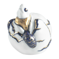 Turtle Small-scale sculpture, Coloured with gold