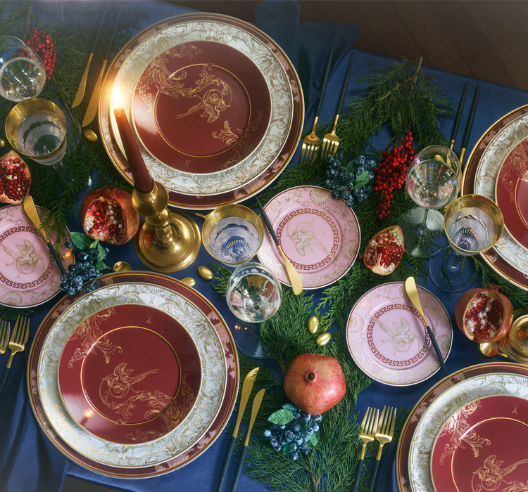 Table & Dining
